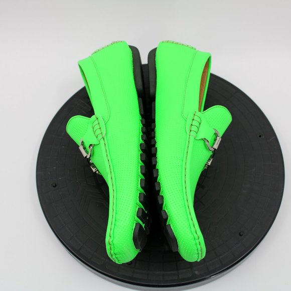 Amali Summer Driving Moccasin Loafer With Silver Ornament Lime Green 8.5M NWOB - Picture 3 of 8